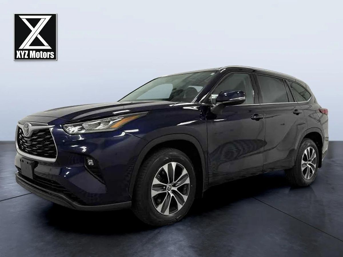 Sold 2021 Toyota Highlander XLE in Grand Rapids